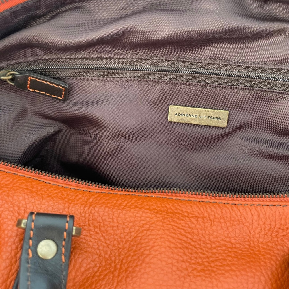 Adrienne Vittadini Vintage Orange & Brown Pebbled Leather Duffel Travel Handbag - Picture 4 of 15